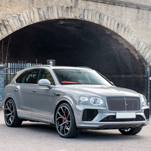 photo of Bentley Bentayga, Pearl Grey