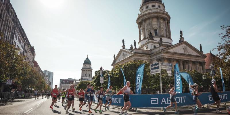 Image of Anthony Johnson running in the Berlin 2026 Marathon